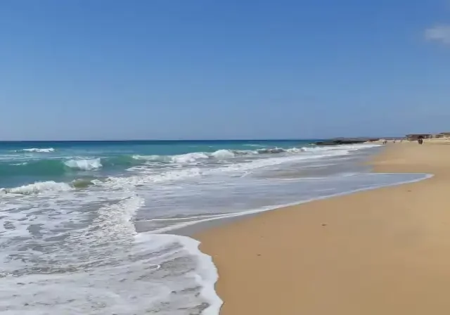 ElPalmarWaves0419-6029ca0c-def7797e-1920w